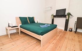 Cozy And Confortable Room Near Brussels Central Station